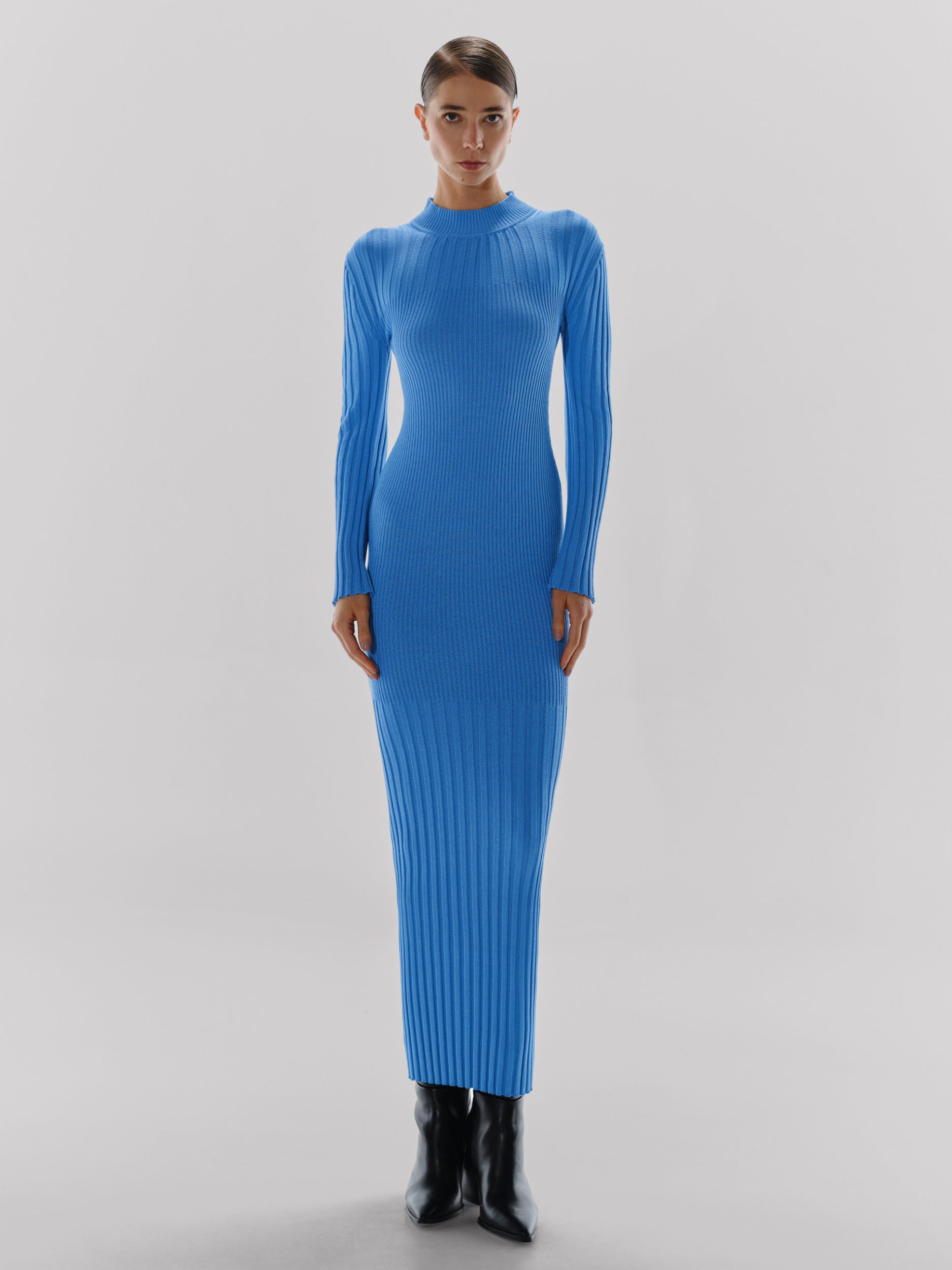 最終値下げ　kotohayokozawa  LONGSLEEVE KNIT Aika Maxi Dress Blue in Knit Fabric - Fall Winter 24