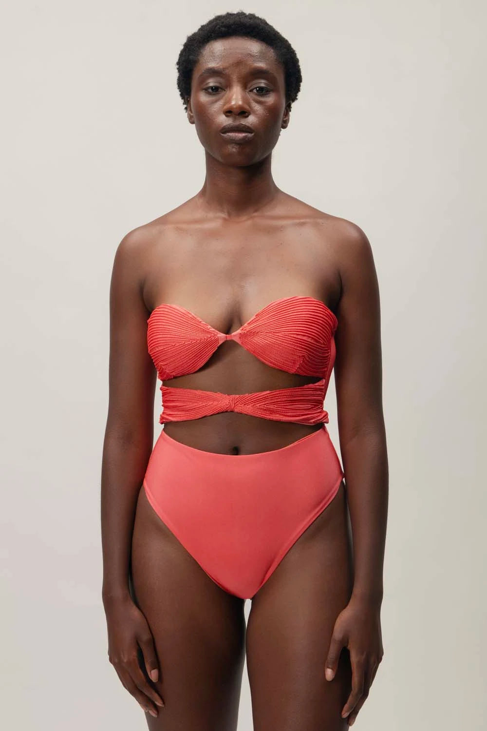 Sol One Piece Red in Lycra - High Summer 24 – INTERNATIONAL Sol One Piece Red in Lycra - High Summer 24 – INTERNATIONAL