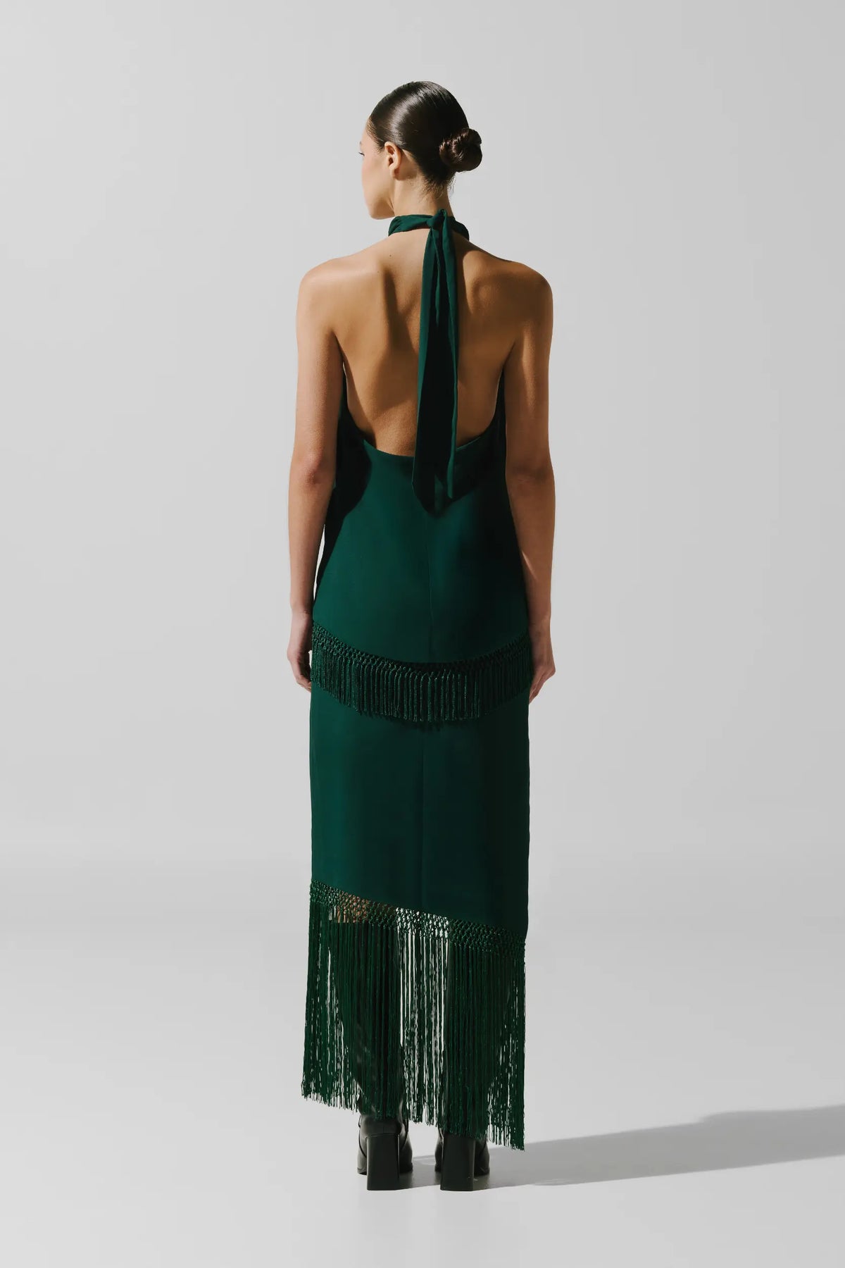 austin embellished maxi dress Skirt Green in Crepe The Realyn White / launch_date:6/17/2024 neck%0D%0ASleeveless%0D%0ABustier%20detail%0D%0AAdjustable%20spaghetti%20straps%0D%0AEmbellished%20with%20rhinestones%0D%0AConcealed%20zipper%20at%20back%0D%0AGentle%20Dry%20Clean%20Only%0D%0ALength%3A%20Maxi%0D%0A%0D%0AMATERIAL%3A%0D%0A%0D%0A90%25%20Rayon%20%2B%209%25%20Nylon%20%2B%201%25%20Spandex%0D%0ATop%20quality%20rayon%3A%20anti SIZE:US 00