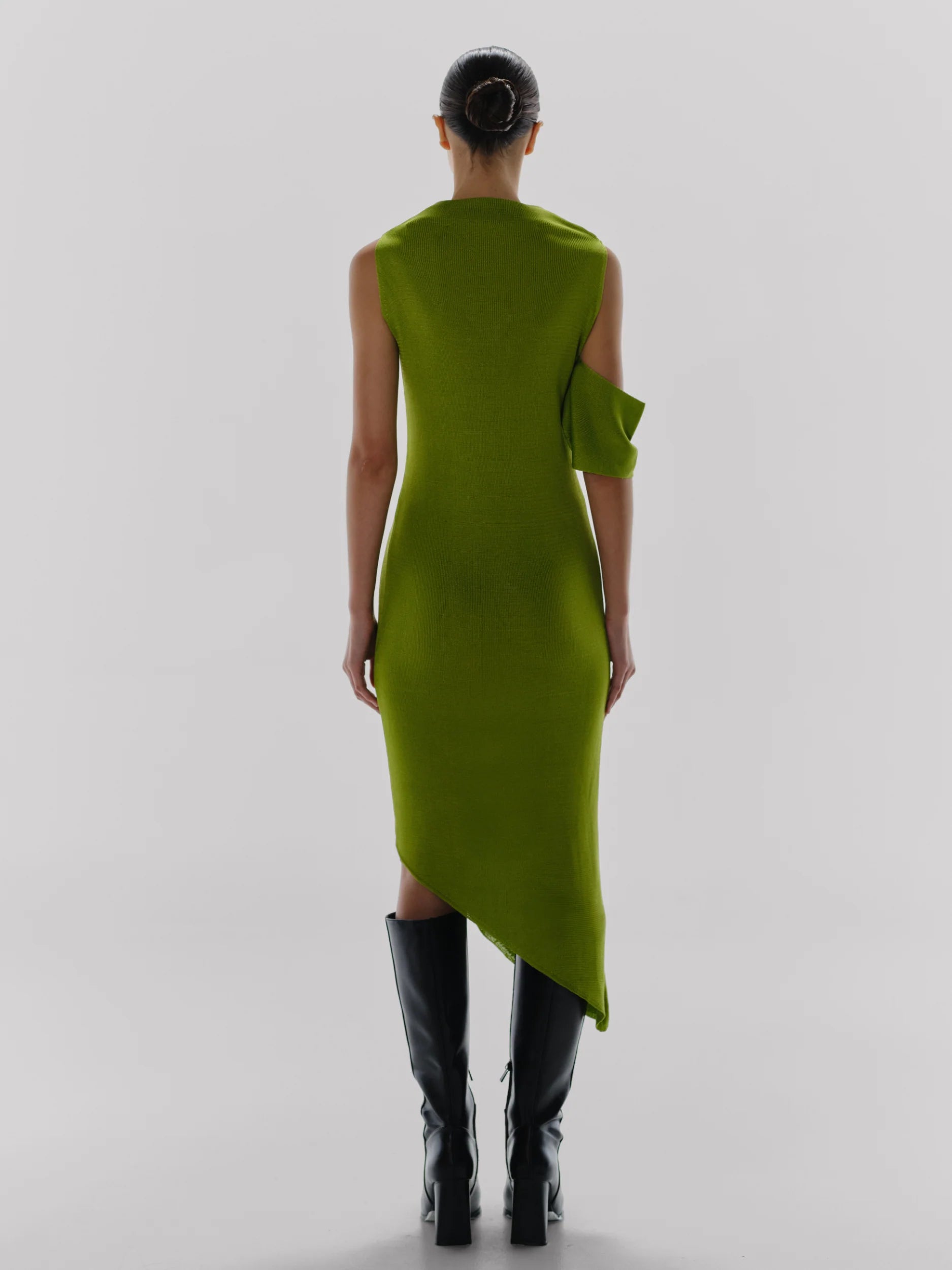 Alba Midi Dress in Green - Fall Winter 23 S / Aloe | by BAOBAB Alba Midi Dress in Green - Fall Winter 23 S / Aloe | by BAOBAB